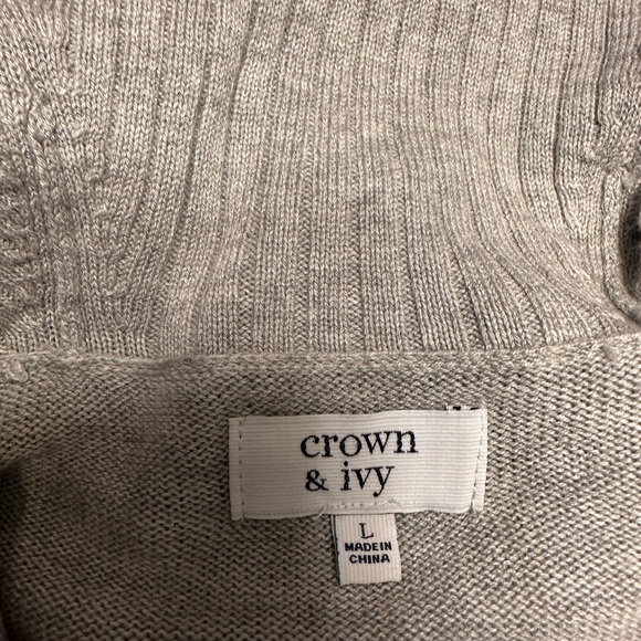 Crown & Ivy. Gray long sleeve, cowl neck ribbed sweater. NWOT - Picture 2 of 5